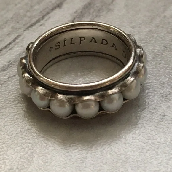 Sterling Silver Ring - Picture 1 of 4